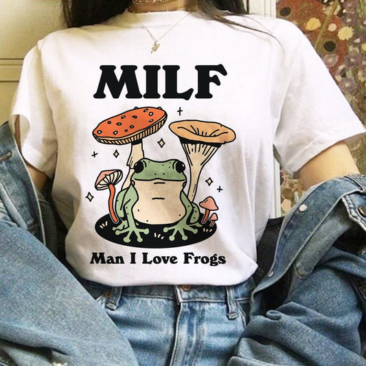 Lustiges MILF Retro-Froschshirt für Frogliebhaber – oversized, unisex und das perfekte Mama-Geschenk.