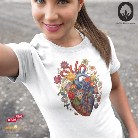Heart - Sommerfeld voller Blumen und ein Herz auf deinem T-Shirt
