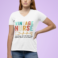 Vintage Nurse - V-Ausschnitt Vorgeschrumpfter Baumwollstoff (100%)