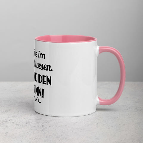 Ich arbeite im Gesundheitswesen. Ich kenne den Wahnsinn - Color Tasse